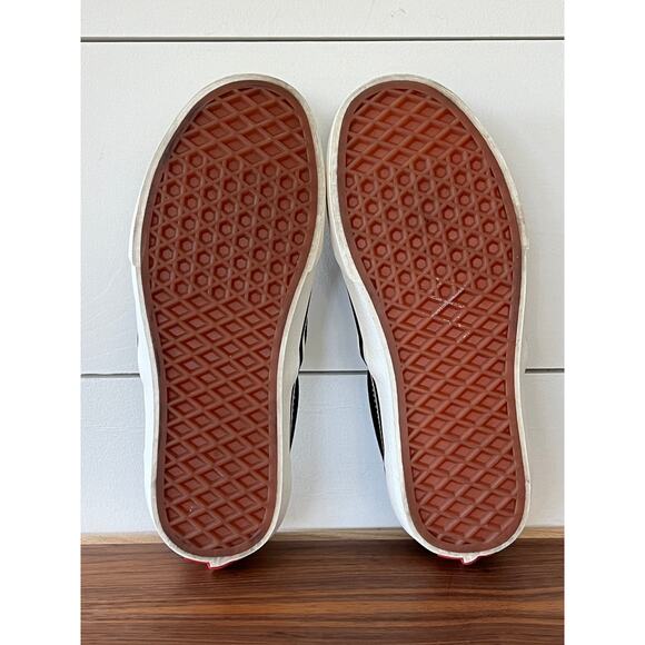 Vans Classic Slip-On UltraCush B/W Mod Size 6.5W / 5M - Picture 9 of 13